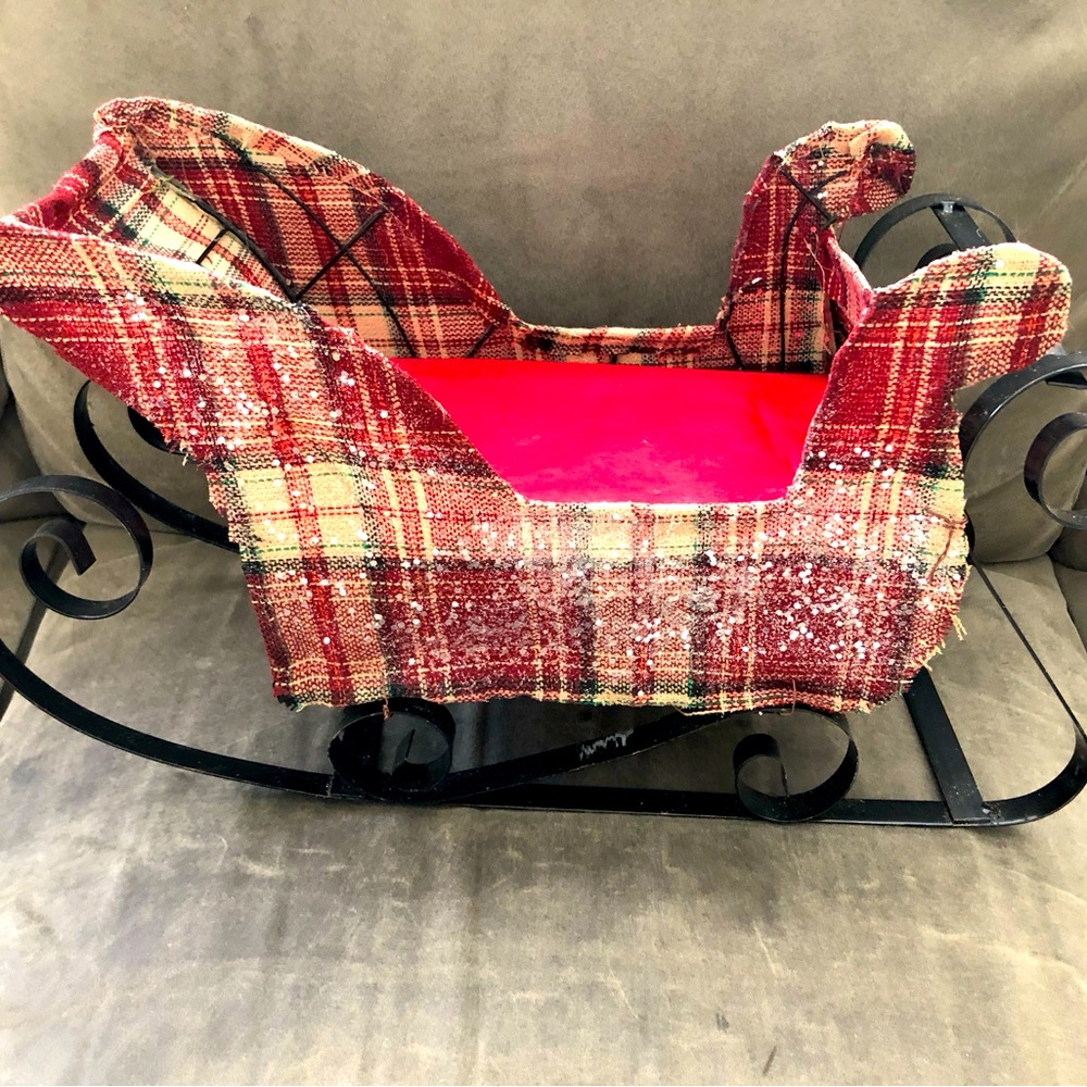 Plaid Fabric Decorative Sleigh